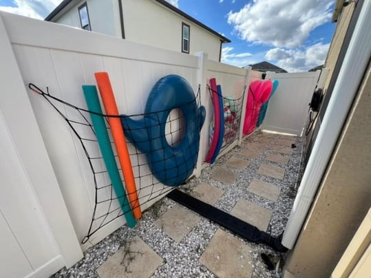 pool-float-wall-net-storage