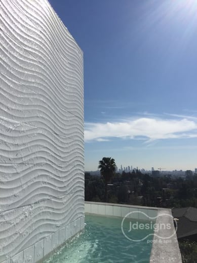 Infinity pool basin
