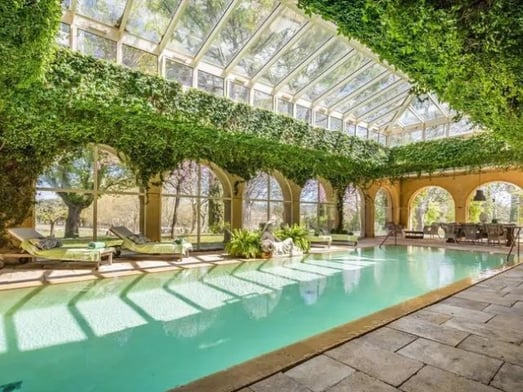 Indoor pool Horizontal Blog Visual