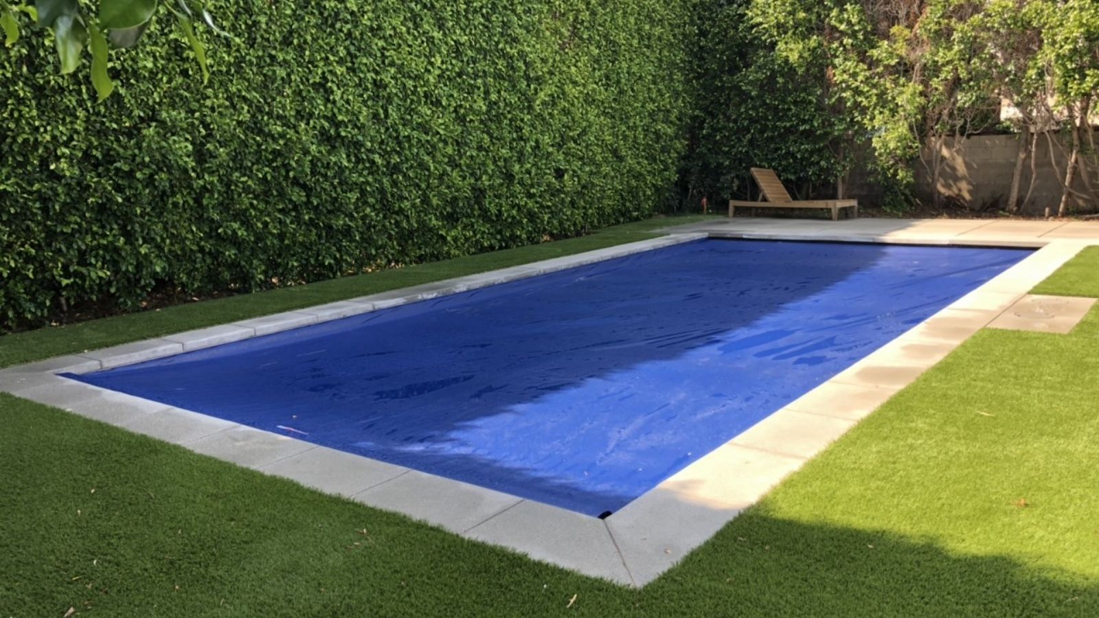 automatic pool cover