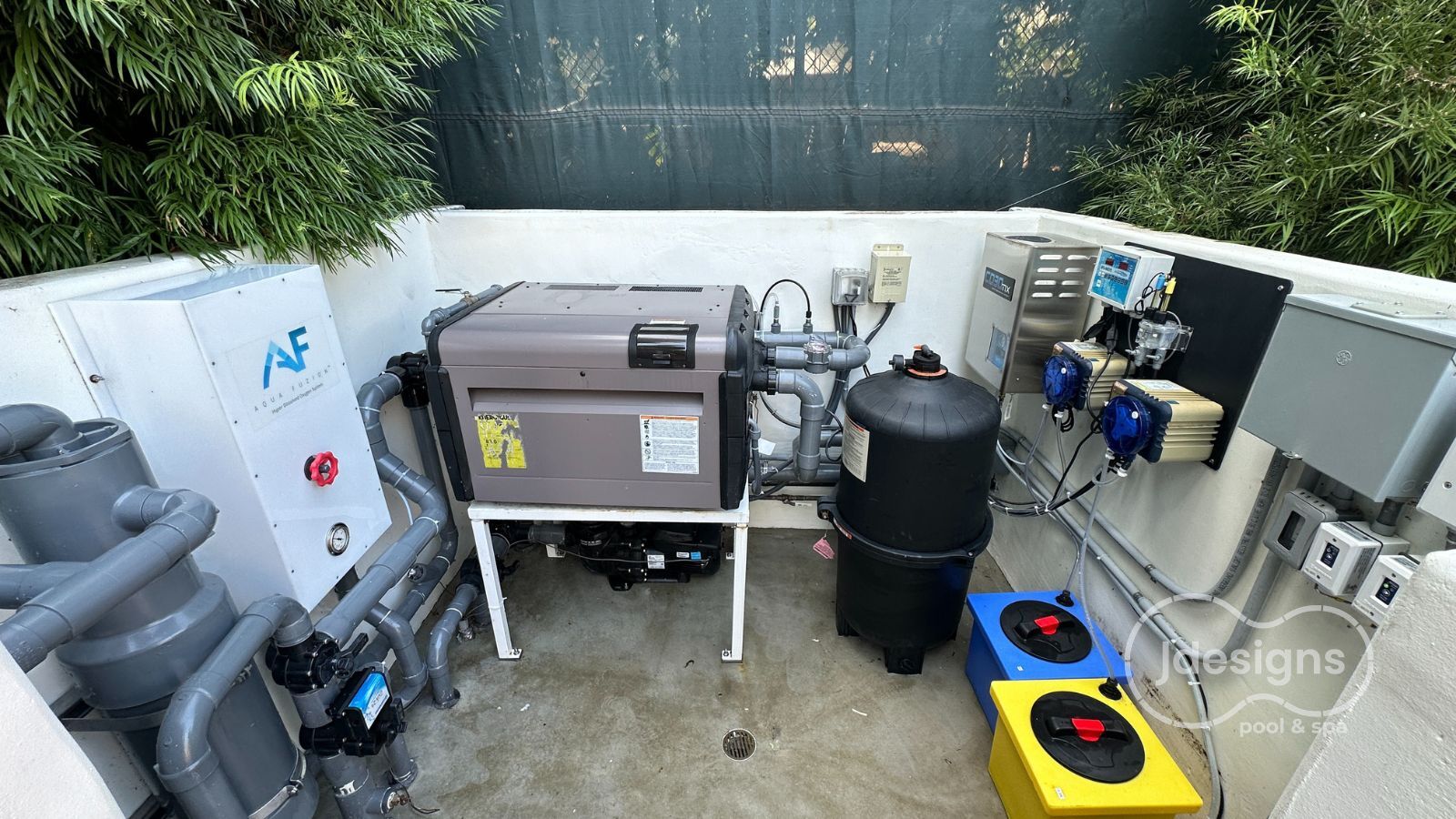 How Much Does an Ozone Pool System Cost? + Long-Term Savings