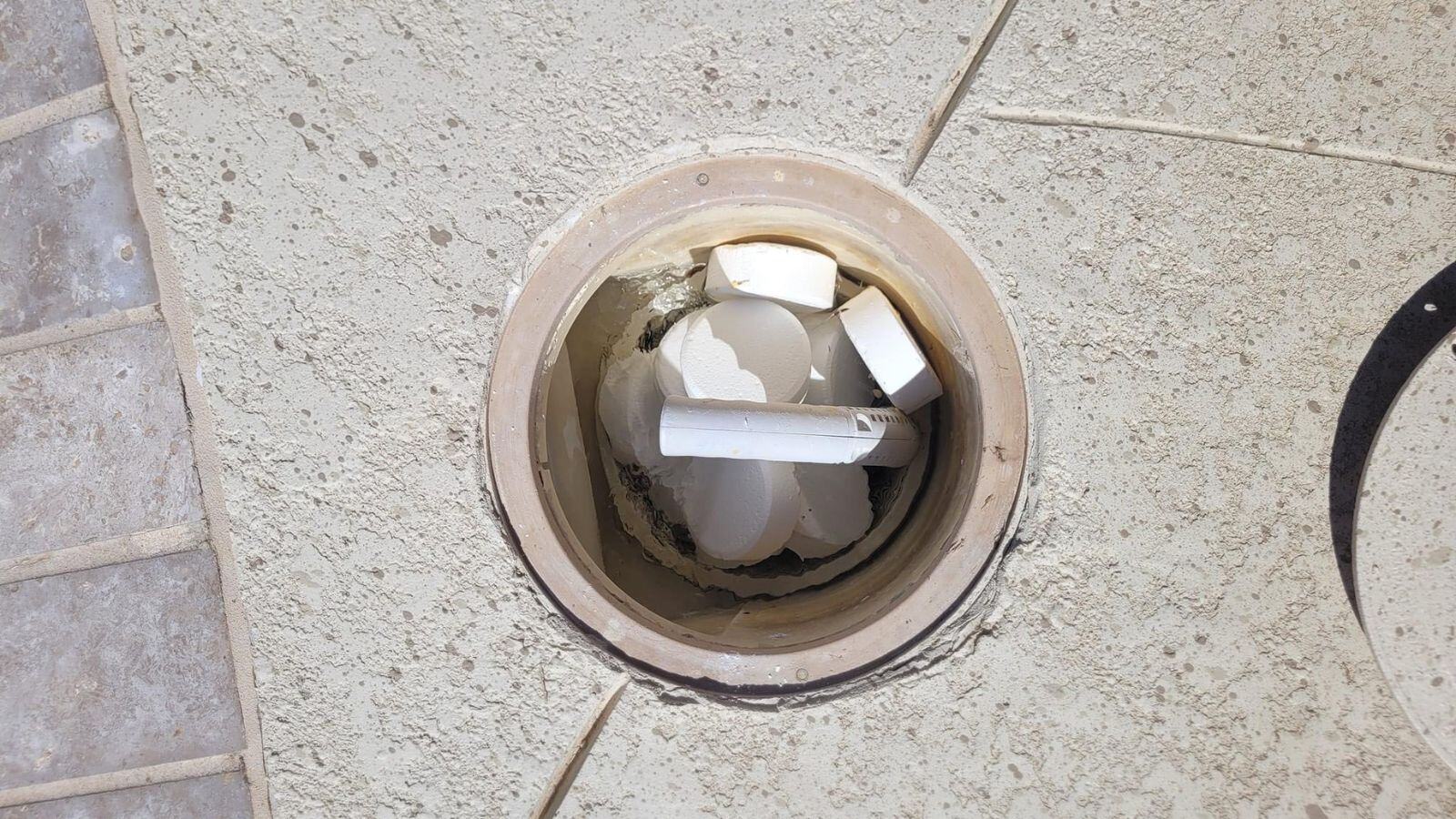 Risks of adding Chlorine Tablets in the Skimmer